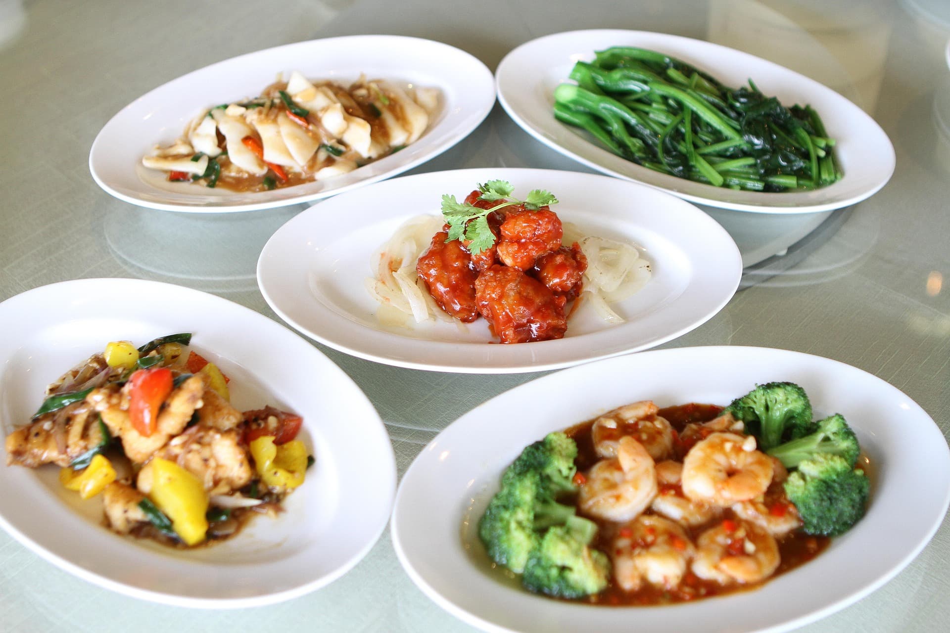 Restaurant dishes